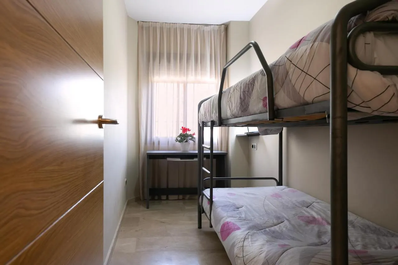 Apartamentos Turisticos La Castilleja Córdoba 0*,